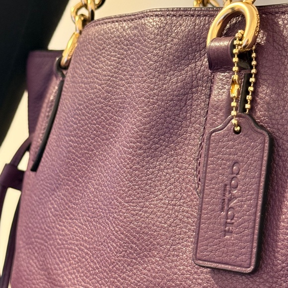 Coach Purple Pebbled Leather Tote Bag Gold Chain Straps - Picture 10 of 10